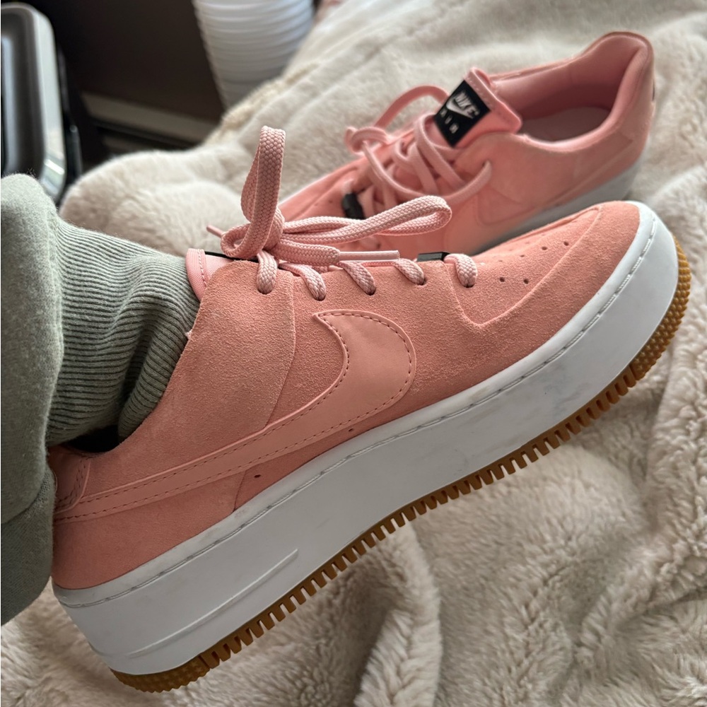 Nike Women's Blush Pink Sneakers
